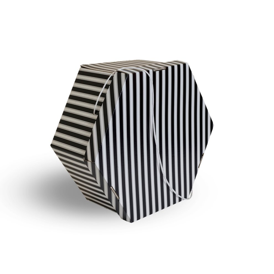 (Black & White, M) Wedding/formal hat storage boxes 2 sizes 4 colours