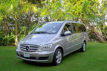 Private Luxury Airport Transfer: Hotel to Puerto Vallarta Airport