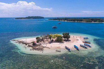 private tours and Snorkeling Gili nanggu