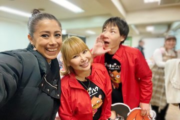 J-MANGA ~ Direct Lesson & Fan Meeting Drawing experience class by professional cartoonist
