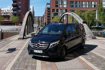 Airport-Transfer Premium Van