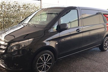 Transfer from Rome center to Ciampino airport with van