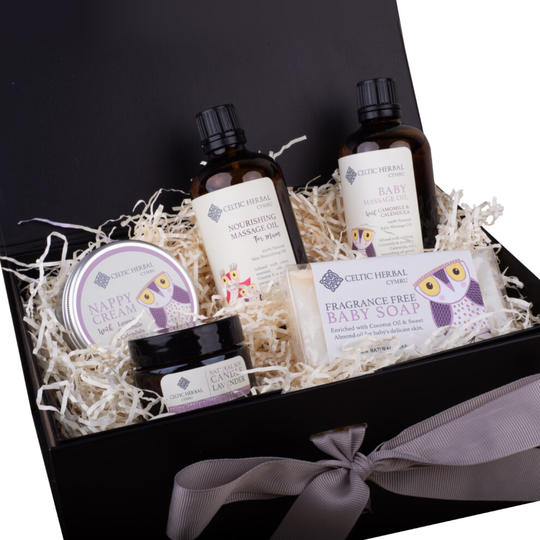 Baby & Mum Gift Box | Nappy Cream, Soap, Candle & Massage Oils | The Perfect Pamper Kit for New Mums - Handmade in Wales
