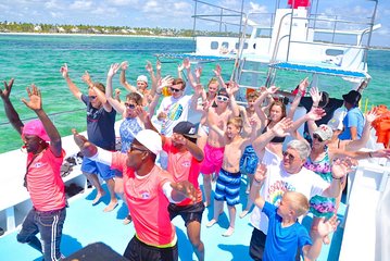 Half-Day Boat Party and Snorkeling with Hotel Pickup