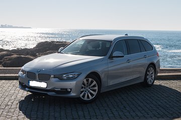 Private Sedan or Van Transfer from and to the airport OPO