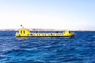 Private Submarine Tour and Snorkeling with Pickup from Hurghada