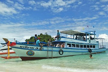 4 Islands Snorkeling Tour by Big Boat from Krabi