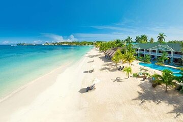 Negril seven miles beach, Snorkeling, boat ride and Rick's cafe combined tour