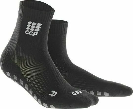 CEP WP5B57 Griptech Compression Short Socks Black III