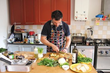 Private Cooking Class with a Florentine Chef in his Home Kitchen