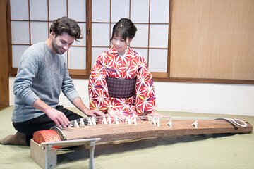 Koto Experience and Live Performance at a Japanese-style House in Tokyo