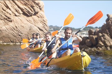 Barcelona Day Trip: Kayak & Snorkel with Lunch, Beach time + Free Beer & Photos