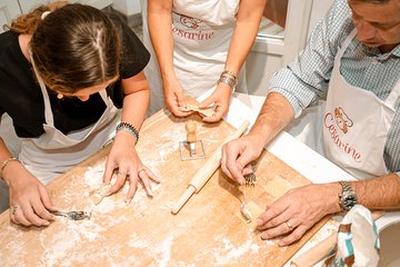 Private cooking class at a local's home with tasting in Sorrento