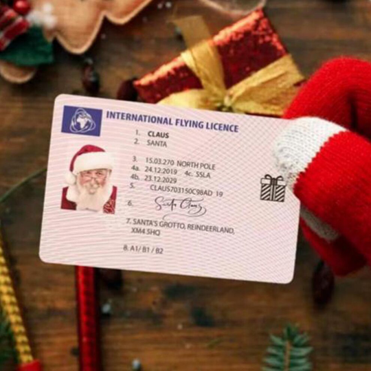 50 X Plastic Santa Claus Flying Licence Christmas Eve Box Driving Licence Style