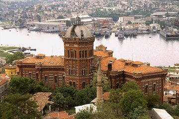 Fener and Balat Half-Day Tour in Istanbul with Pickup