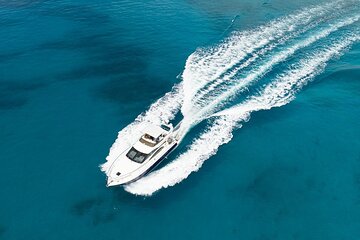 8-Hour Private 50' Azimut 2-Stop Tour to Tulum Sea w/Open bar, Food & Snorkel