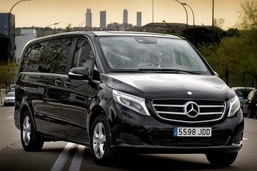 Arrival Private Transfer Bologna Airport BLQ to San Marino by Business Van