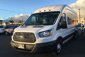 Honolulu Airport & Waikiki Hotels Private Transfer by Passenger Van(up to 14ppl)