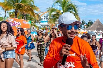 Puerto Morelos Salsa or Bachata Dance lesson from Puerto Morelos
