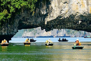 2 Days Halong Bay Cruise Experience with Pick Up from Hanoi
