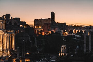 Private Walking Tour with Food Tasting by Sunset in Rome