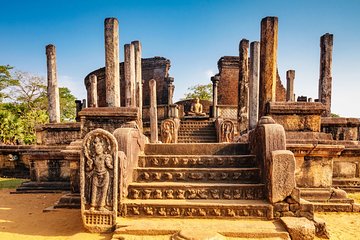Day Tour to Sigiriya Rock Fortress & Polonnaruwa From Colombo.
