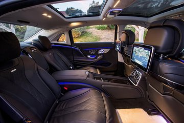 Half day private car with driver at disposal in Dubai