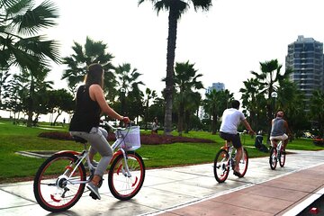 Bike Tour & Surf Lessons