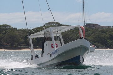 Fishing/Private Boat Tour in Tamarindo with Snorkeling