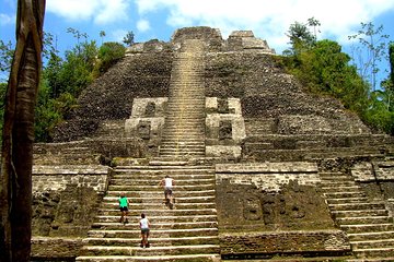 Lamanai Maya Ruin & New River Wildlife Adventure From Belize City