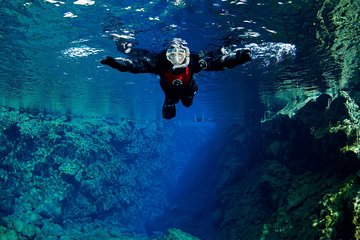 Top-Rated Snorkeling Silfra Tour with Pick up