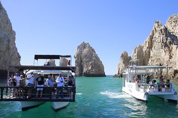 Private Snorkeling and Sightseeing Boat Tour 20 passengers