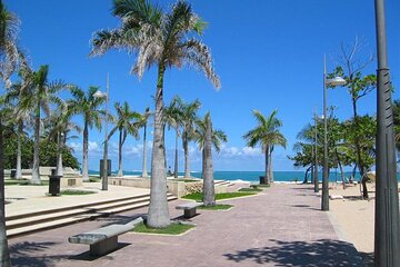 Wakeup with SALSA (Class at Condado Beach)