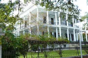 New Orleans Garden District Historical Tour: Destined To Be Different