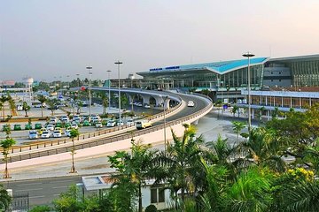 Da Nang International Airport to Hue City by Car