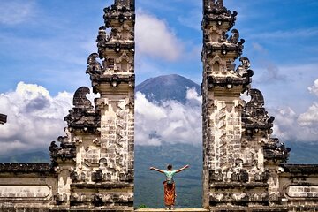 Gate Of Heaven Lempuyang Temple Tours with Blue Lagoon Snorkeling