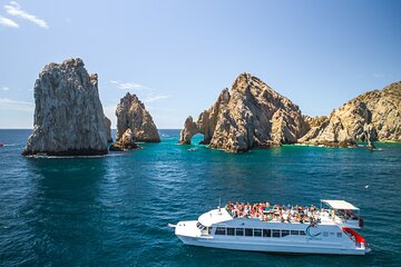 Snorkel & Lunch Cruise on Cabo Wave