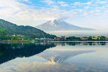 Experience the Stunning Nature of Mt.Fuji - Private Tour for 2-12 people