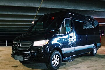 1-4 Hour New Orleans Private Chauffeured Transport by Private Van