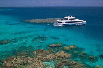 Silversonic Outer Great Barrier Reef Dive and Snorkel Cruise from Port Douglas