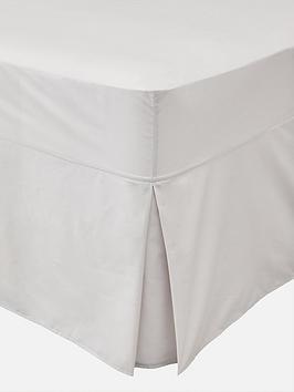 Everyday Collection Non-Iron 180 Thread Count Box Pleat Valance