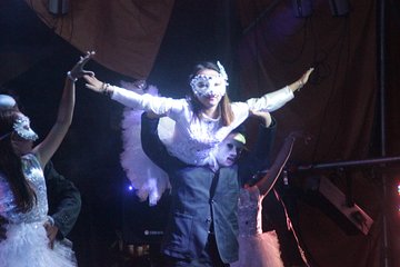Broadway Show Bodolino at Cinderella Wonderland
