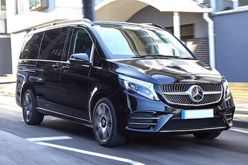 Paris Top Class Hourly Rate Disposal Service with Private Driver in Luxury Van