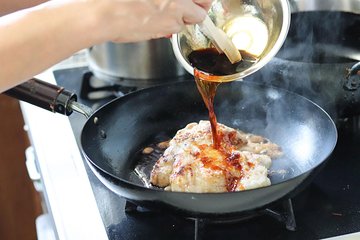 Enjoy a Cooking Lesson and Meal with a Local in Her Residential Sapporo Home
