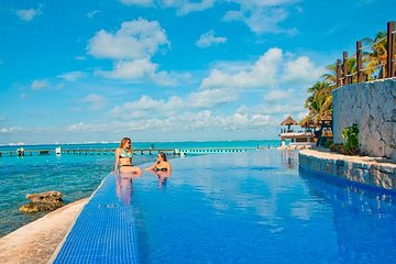 Day Trip Royal Garrafon VIP Park Snorkeling & Zip Line & Kayacking