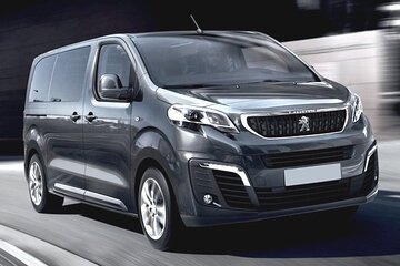 Rome Airport FCO Round-Trip Transfer in Private Van