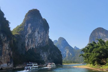 Full-Day Li-River with the 4 Star Luxury Boat VIP Room and Yangshuo Cooking Tour