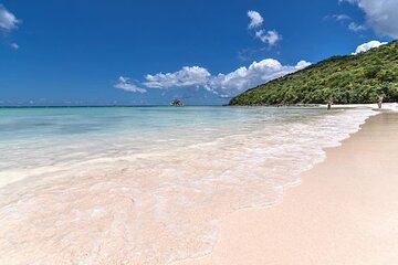 Snorkeling Tour to Culebra Island