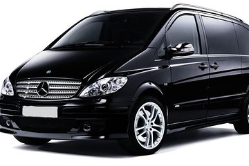 Departure Private Transfer Casablanca to Casablanca Airport CMN by Business Van