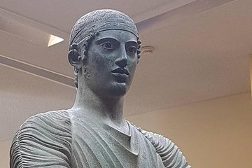 Athens: Delphi - Private Tour (small group up to 7p)